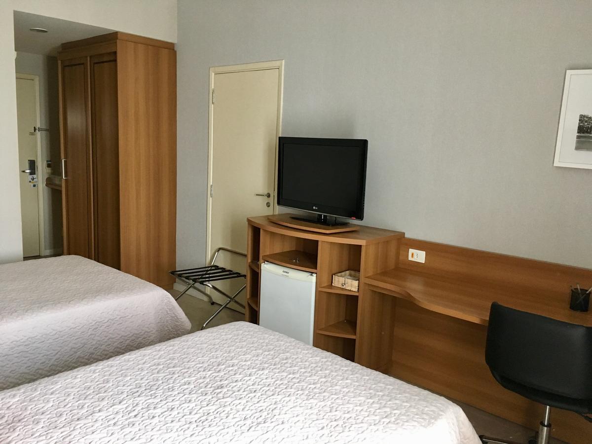 Flat Na Avenida Sabia-Moema Apartman São Paulo Kültér fotó